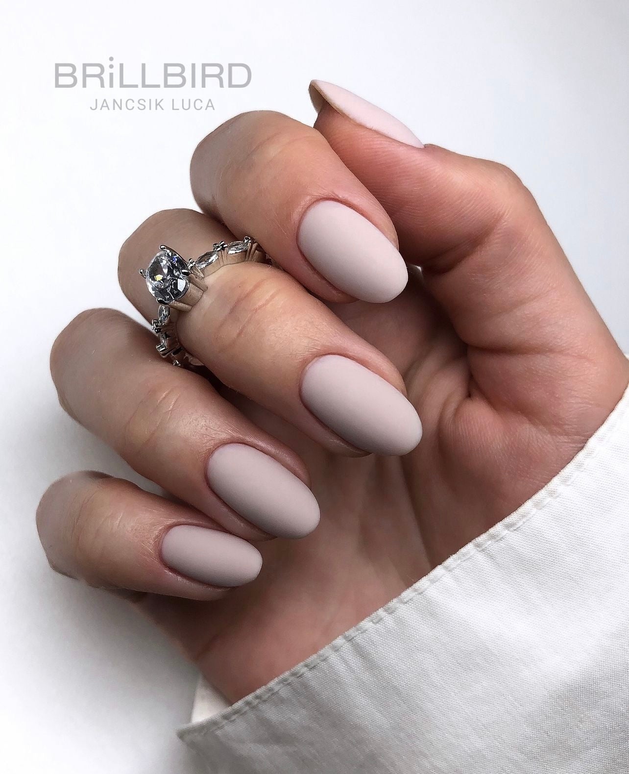 Brillbird Rubber Color Base - 28 - Kentro Beauty Supplies Ireland