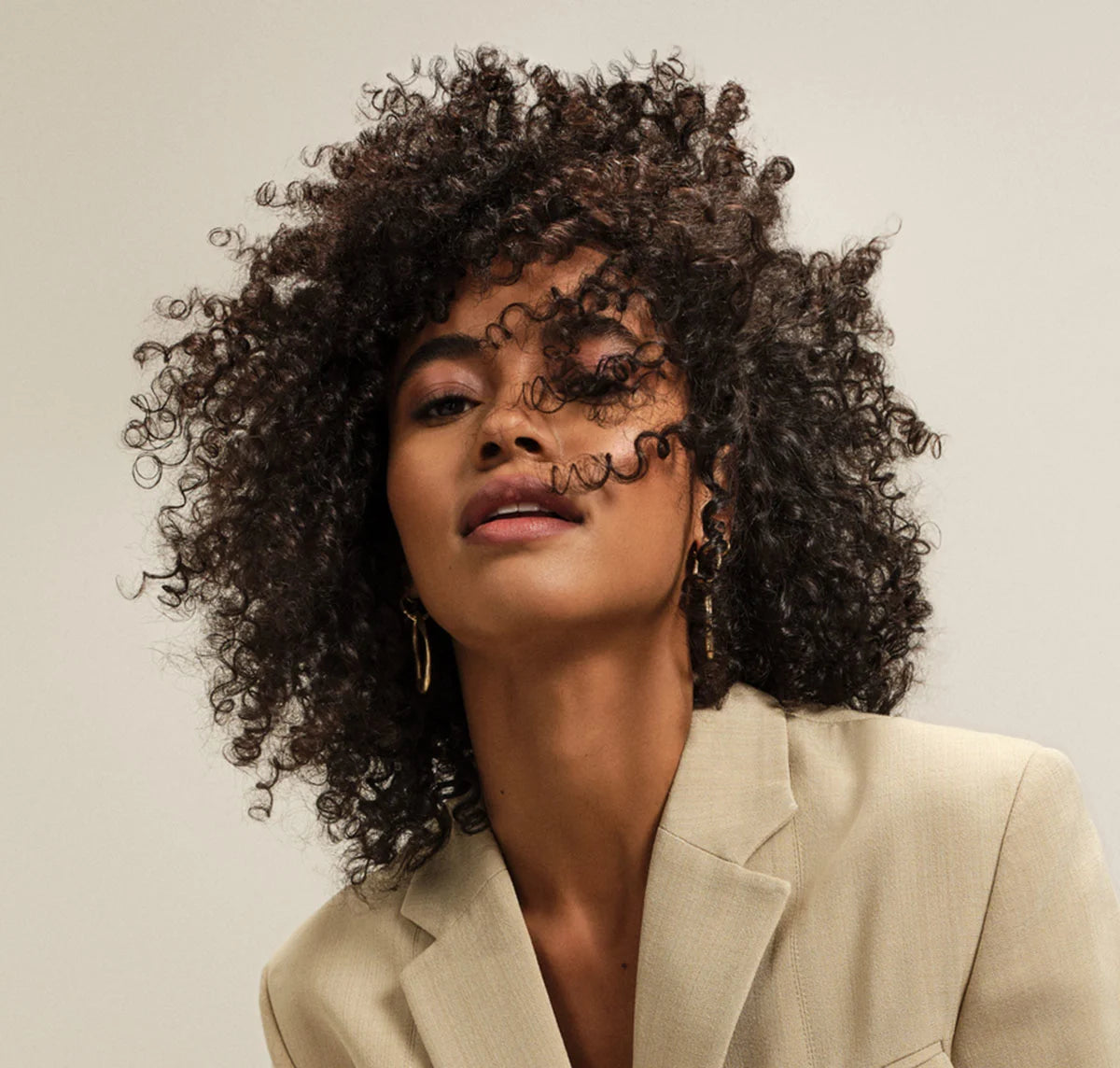 KEUNE CARE CONFIDENT CURL CONDITIONER 250ml - Kentro Beauty Supplies Ireland