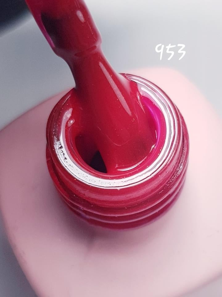 Mack’s DeLuxe Gel Polish 953 - Kentro Beauty Supplies Ireland