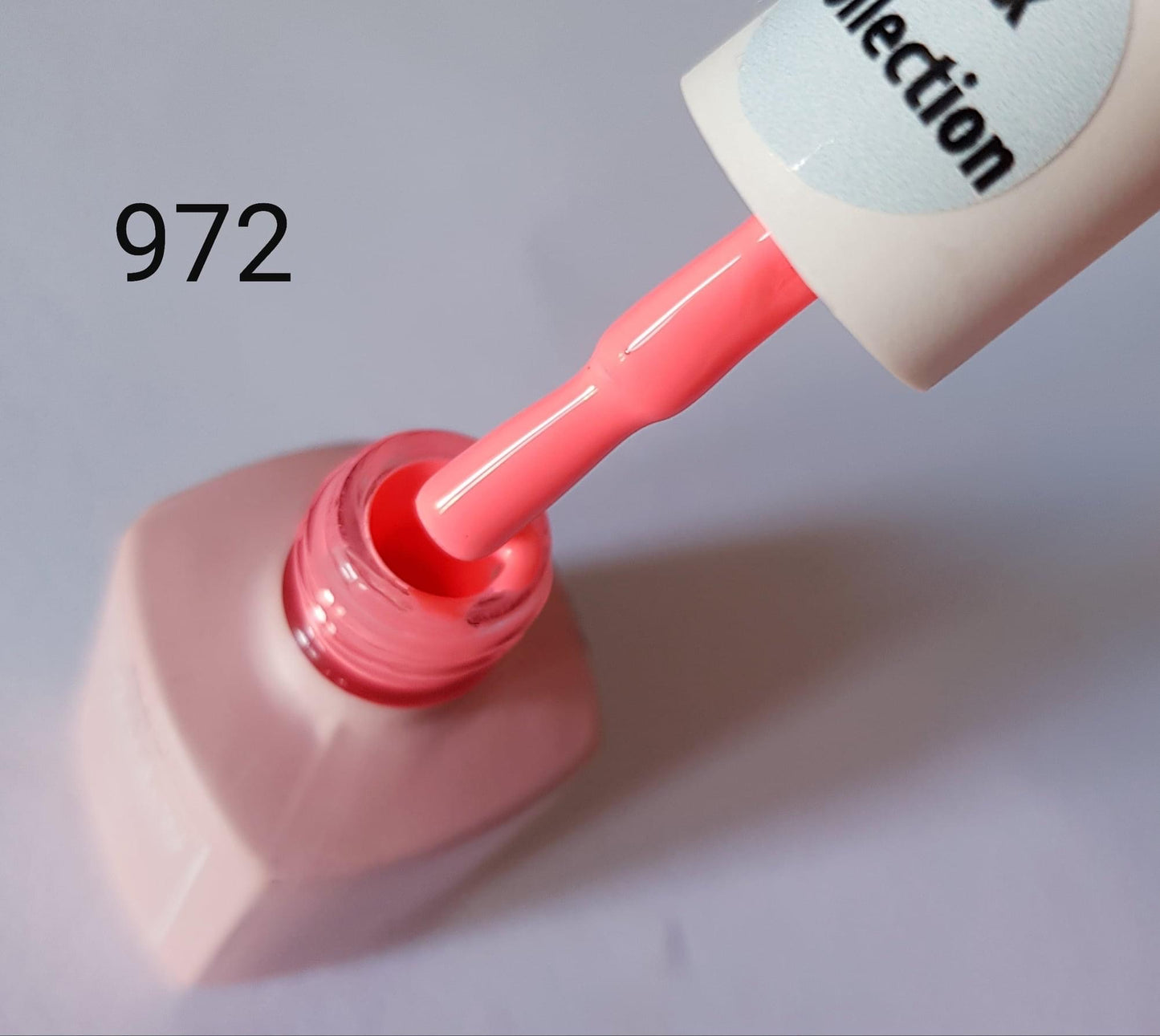 Mack’s DeLuxe Gel Polish 972 - Kentro Beauty Supplies Ireland