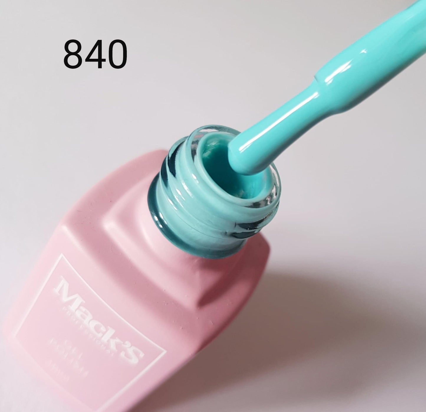 Mack’s DeLuxe Gel Polish 840 - Kentro Beauty Supplies Ireland