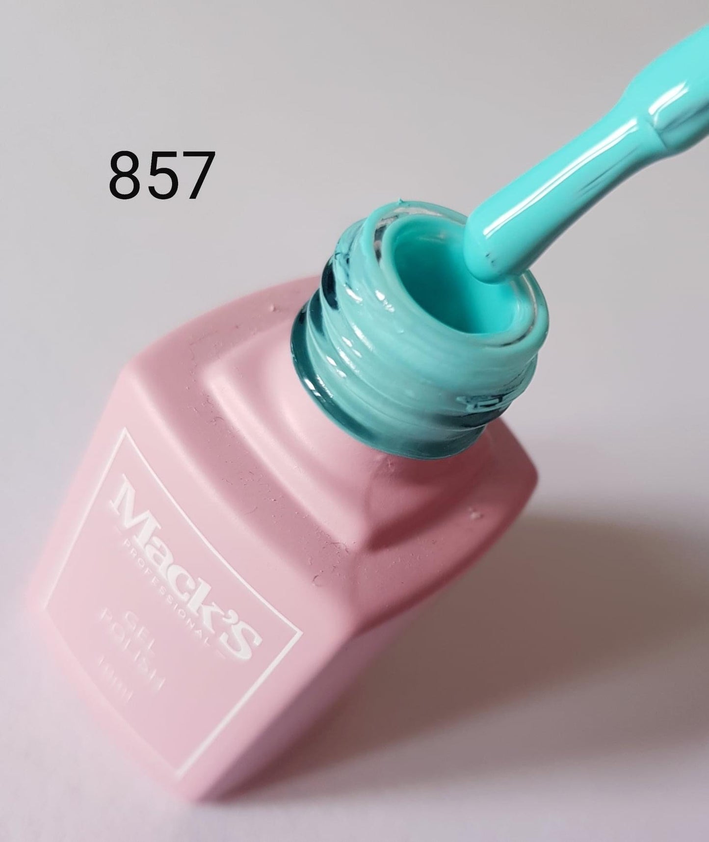 Mack’s DeLux Gel Polish 857 - Kentro Beauty Supplies Ireland