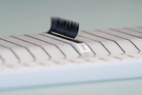 M LASHES MIXED LENGTHS - Kentro Beauty Supplies Ireland