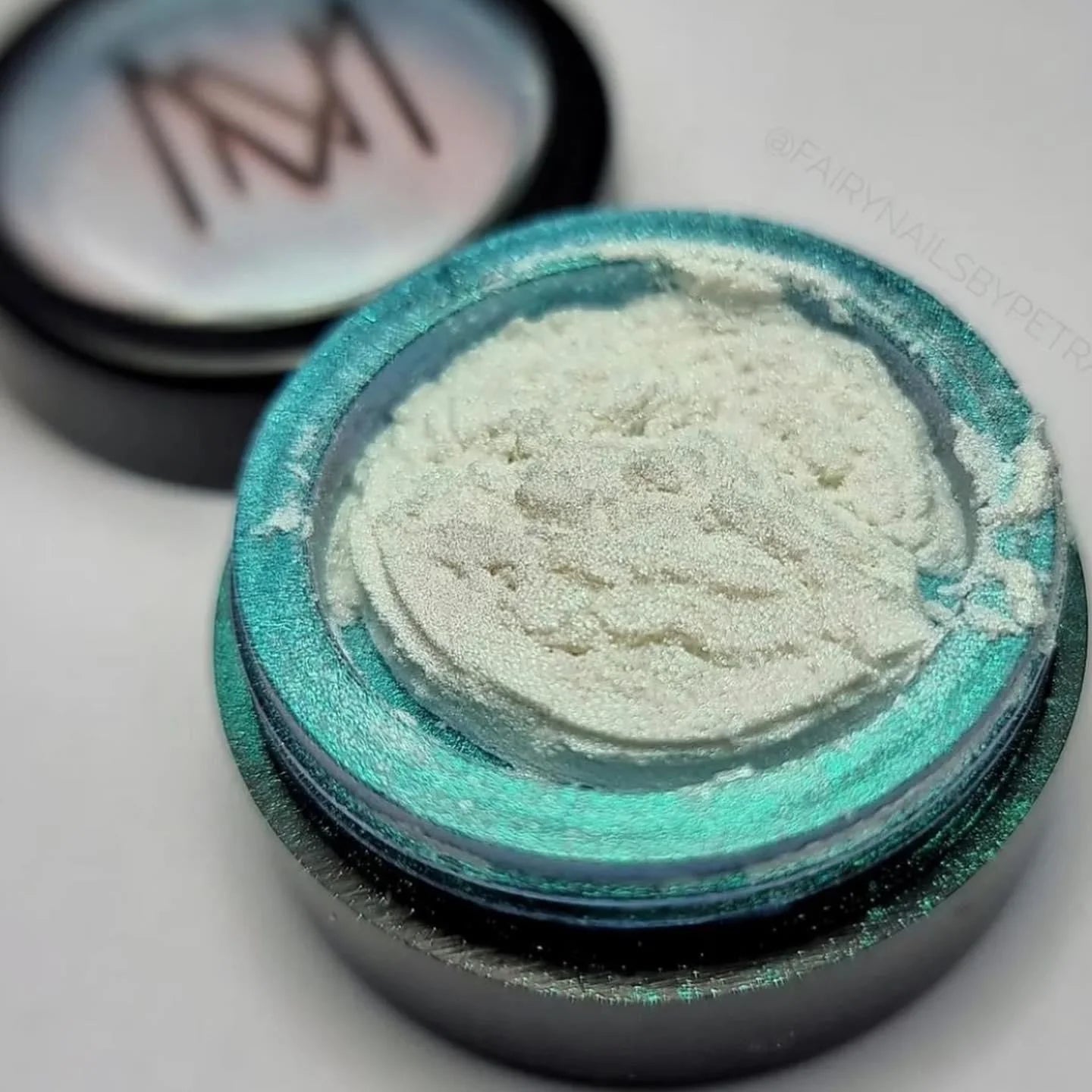 MarilyNails Chrome Powder - 12 Green - Kentro Beauty Supplies Ireland
